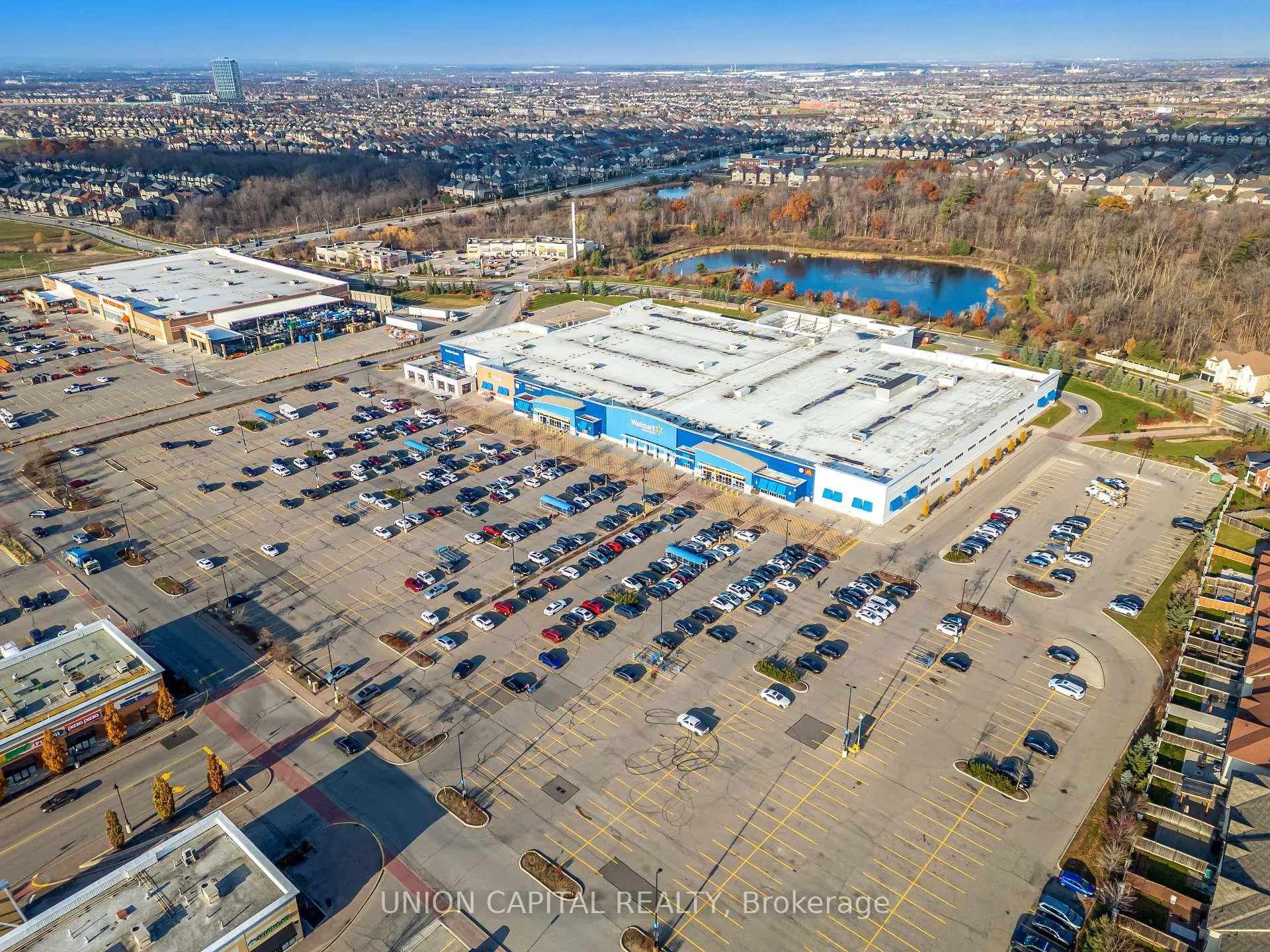 Photo 42 of 67 Royal West Drive, Brampton, Credit Valley — HOMEH