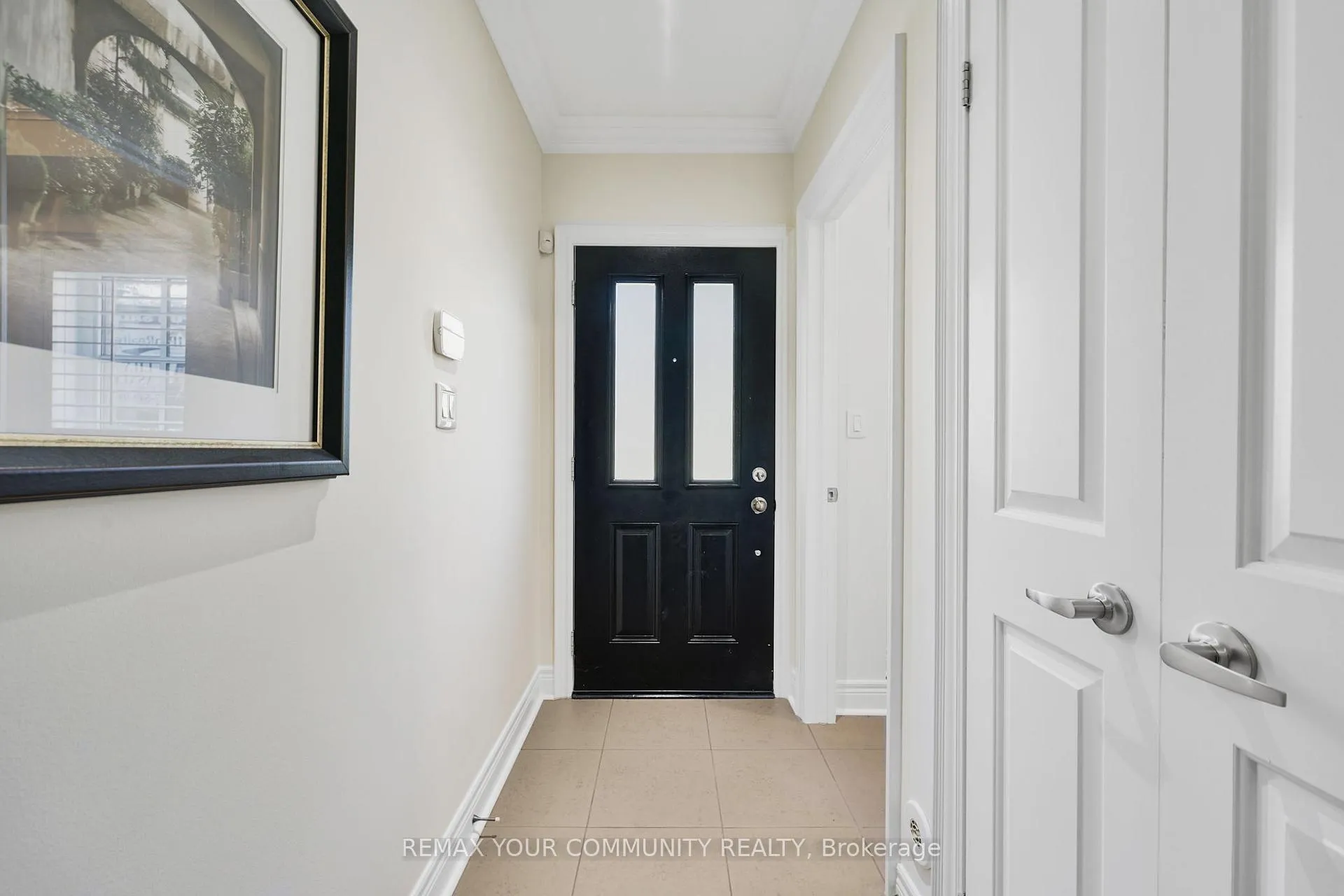 Photo 4 of 16 Agar Lane, Vaughan, West Woodbridge — HOMEH