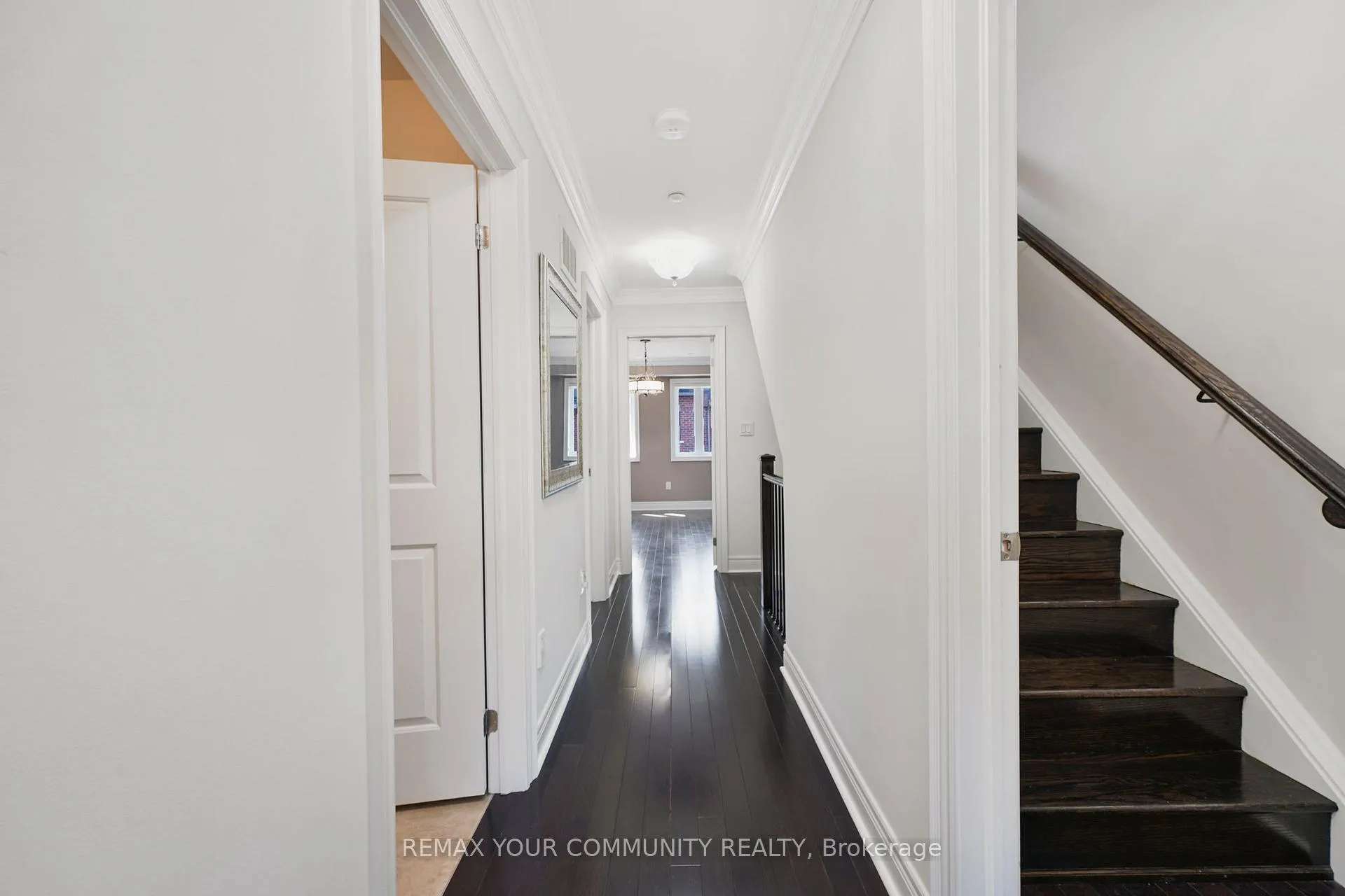 Photo 5 of 16 Agar Lane, Vaughan, West Woodbridge — HOMEH