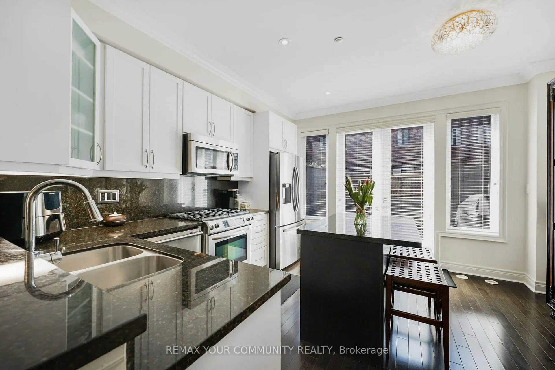 Photo 15 of 16 Agar Lane, Vaughan, West Woodbridge — HOMEH