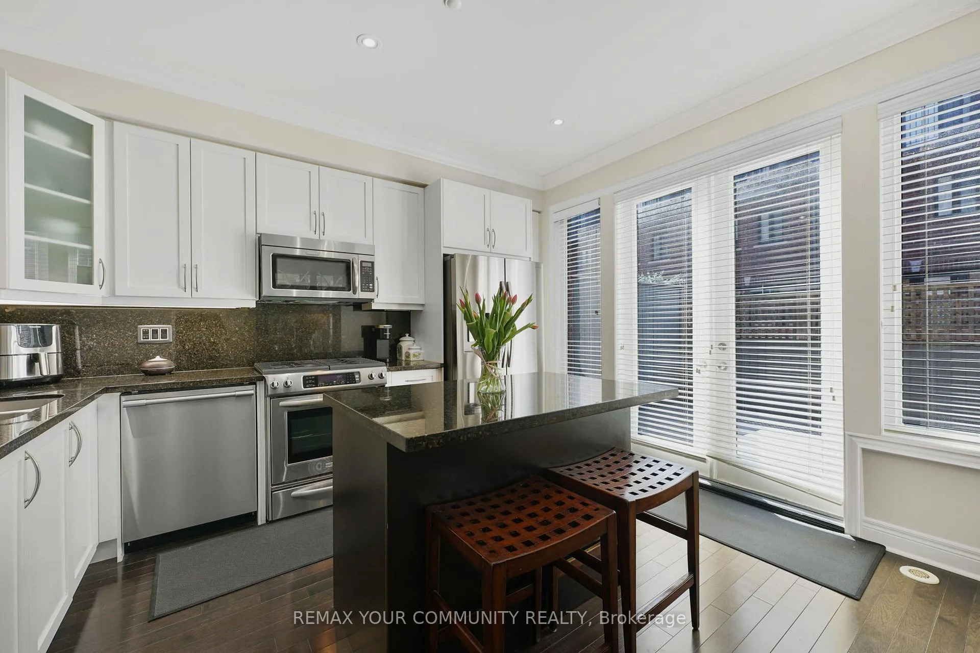 Photo 16 of 16 Agar Lane, Vaughan, West Woodbridge — HOMEH