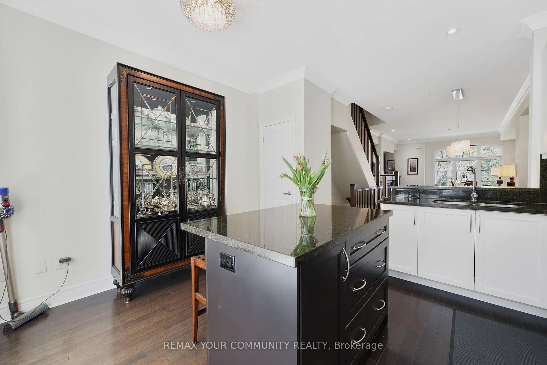 Photo 19 of 16 Agar Lane, Vaughan, West Woodbridge — HOMEH