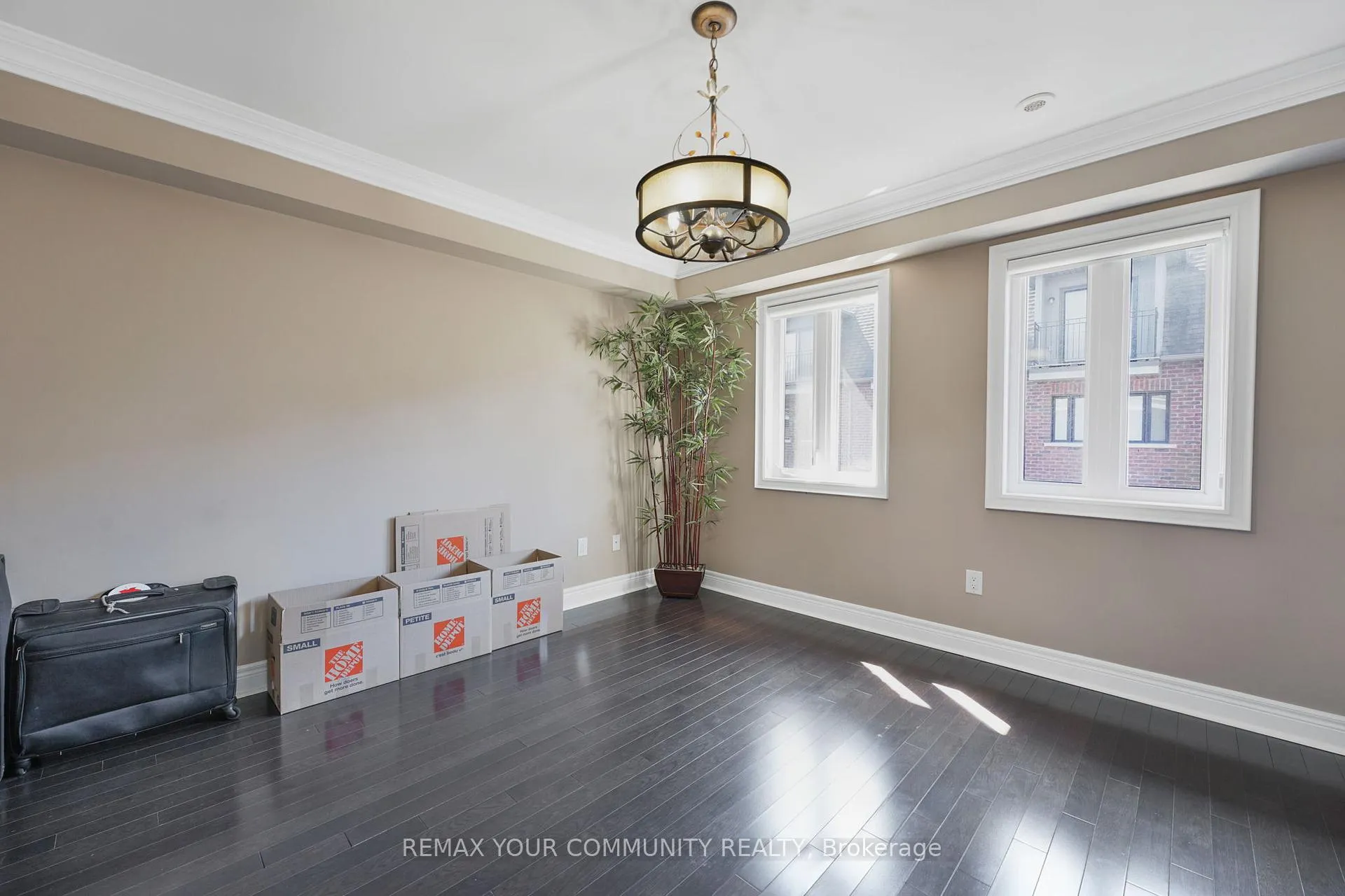 Photo 25 of 16 Agar Lane, Vaughan, West Woodbridge — HOMEH