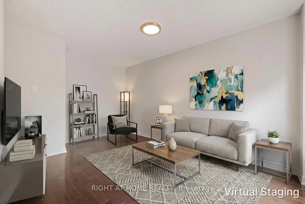 Photo 15 of 25 Vivians Crescent, Brampton, Fletcher's West — HOMEH