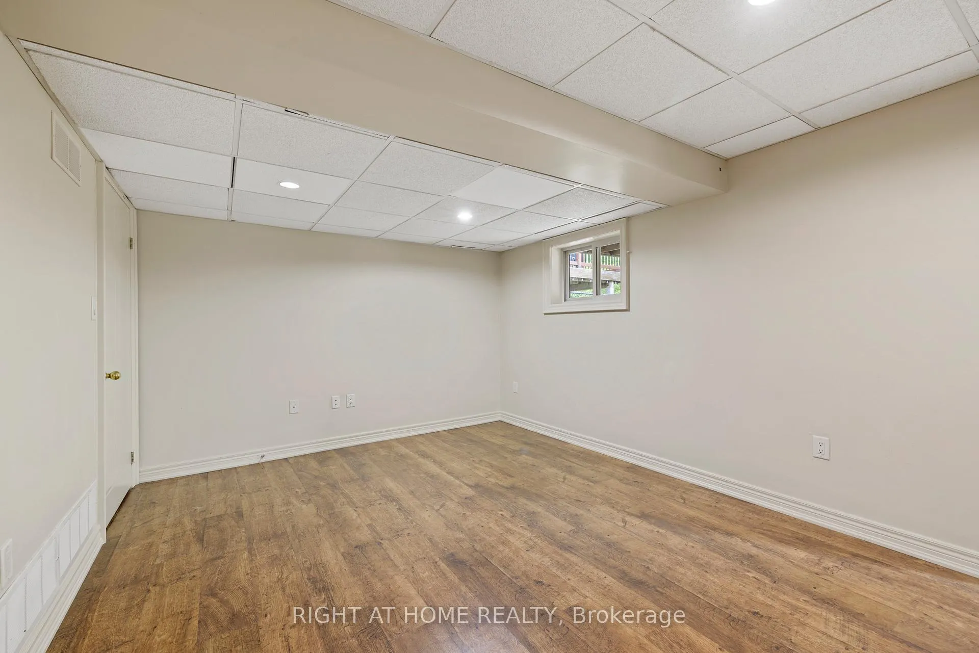 Photo 29 of 25 Vivians Crescent, Brampton, Fletcher's West — HOMEH