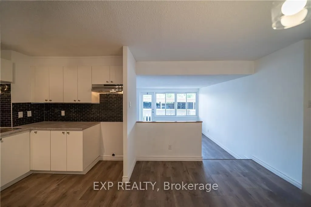 Photo 8 of Unit 215, 1599 Lassiter Terrace, Ottawa, Beaconwood — HOMEH