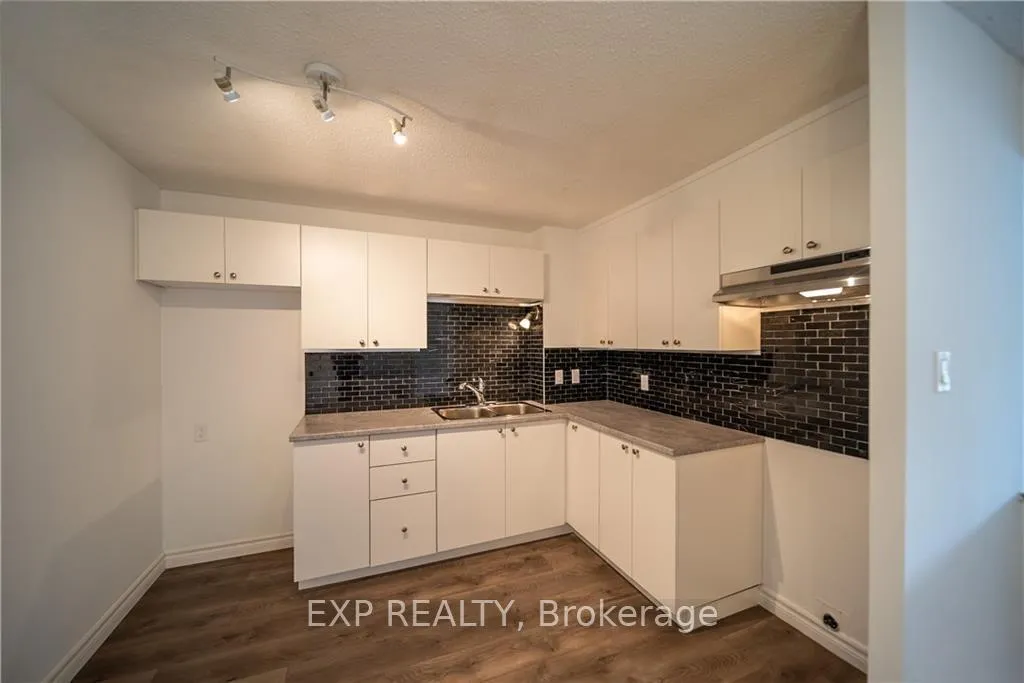 Photo 10 of Unit 215, 1599 Lassiter Terrace, Ottawa, Beaconwood — HOMEH