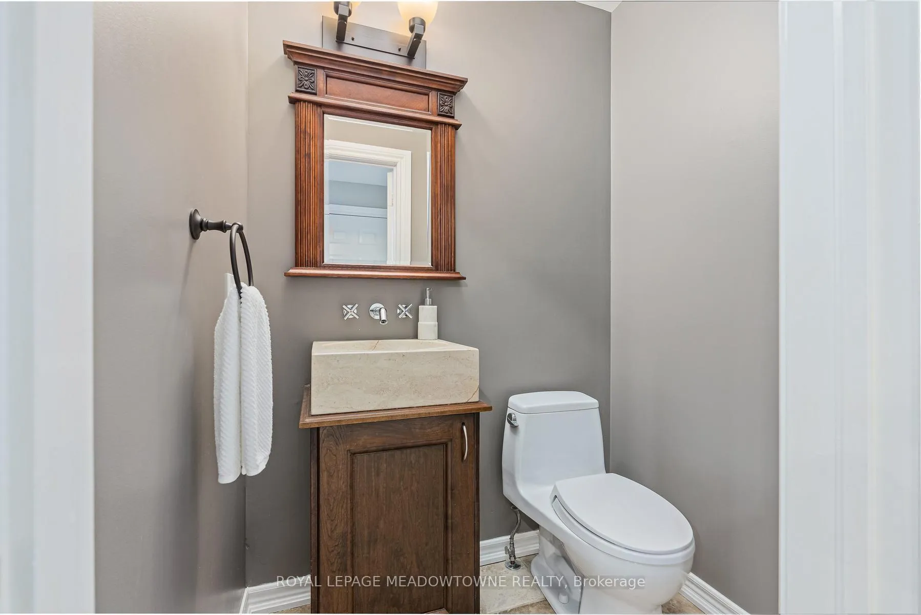 Photo 18 of 63 Craig Crescent, Halton Hills, Georgetown — HOMEH