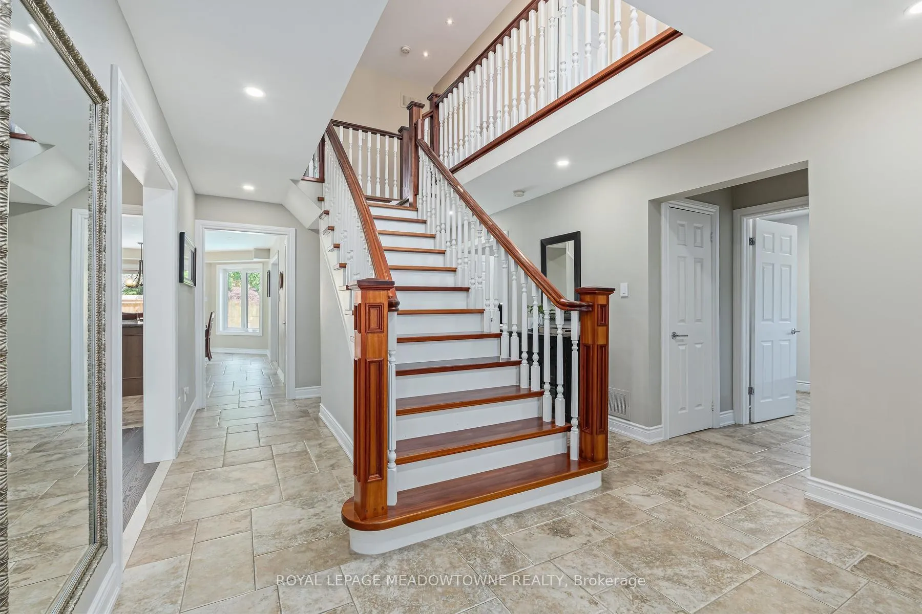 Photo 21 of 63 Craig Crescent, Halton Hills, Georgetown — HOMEH