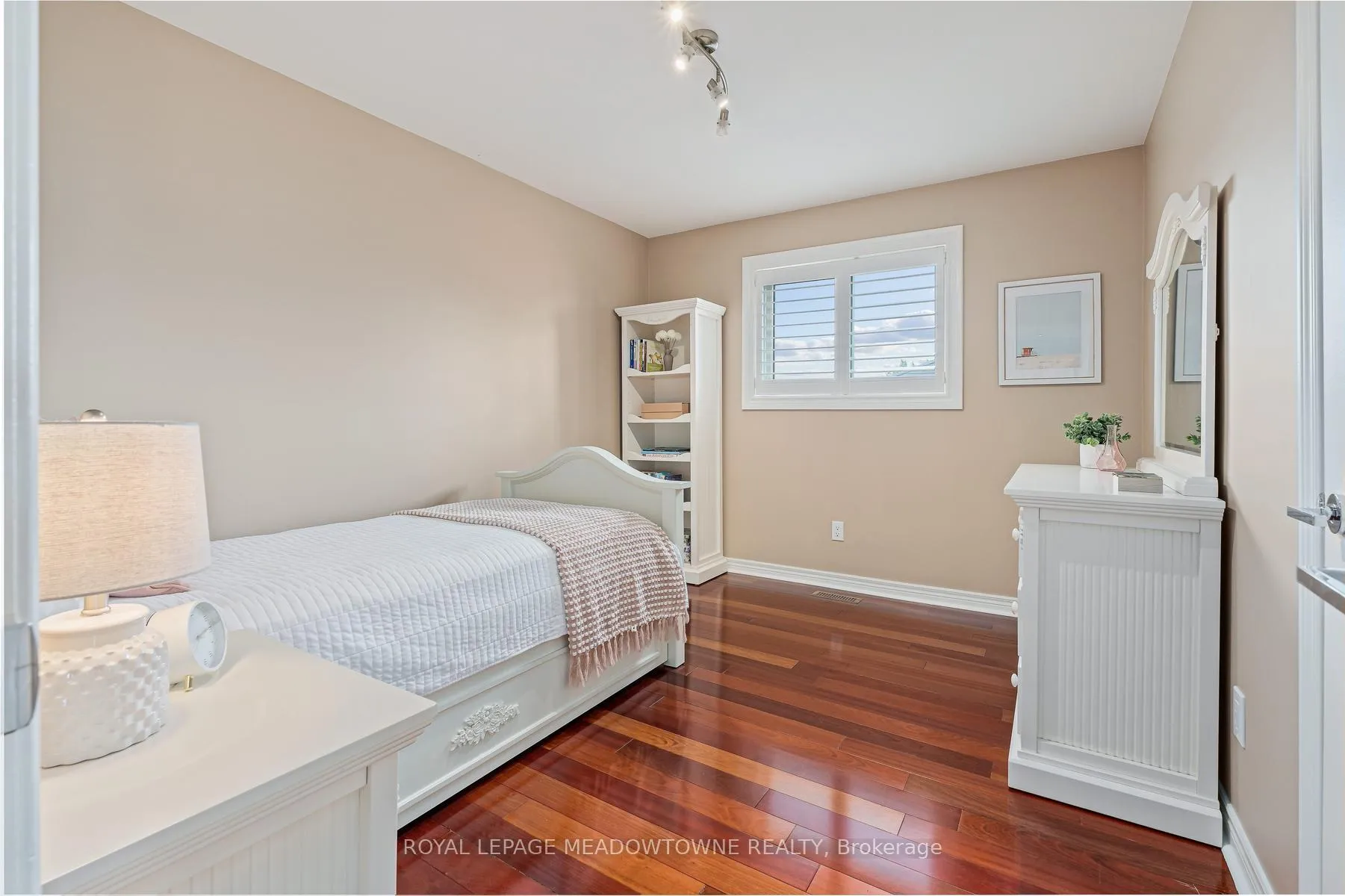 Photo 31 of 63 Craig Crescent, Halton Hills, Georgetown — HOMEH