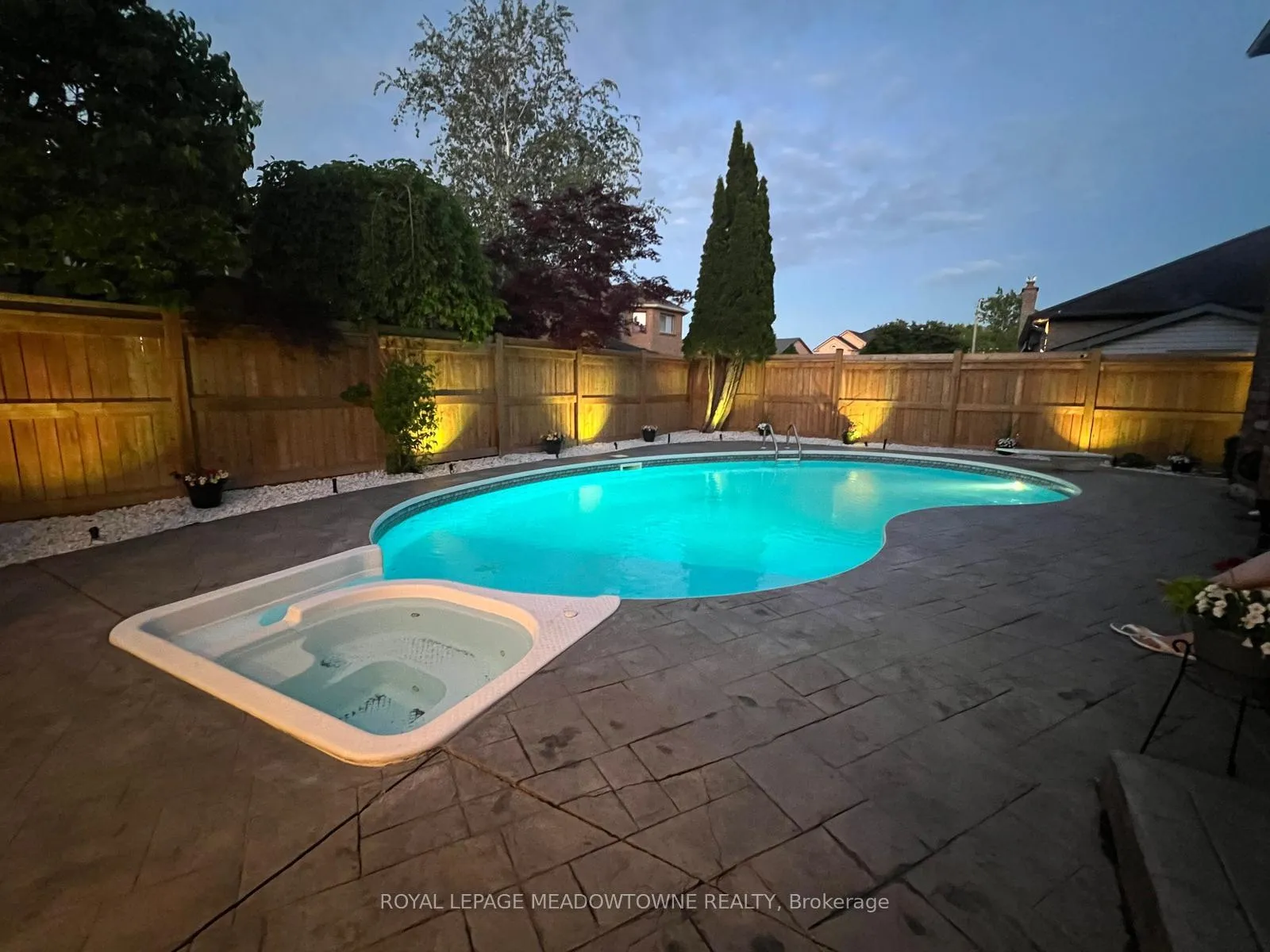Photo 45 of 63 Craig Crescent, Halton Hills, Georgetown — HOMEH