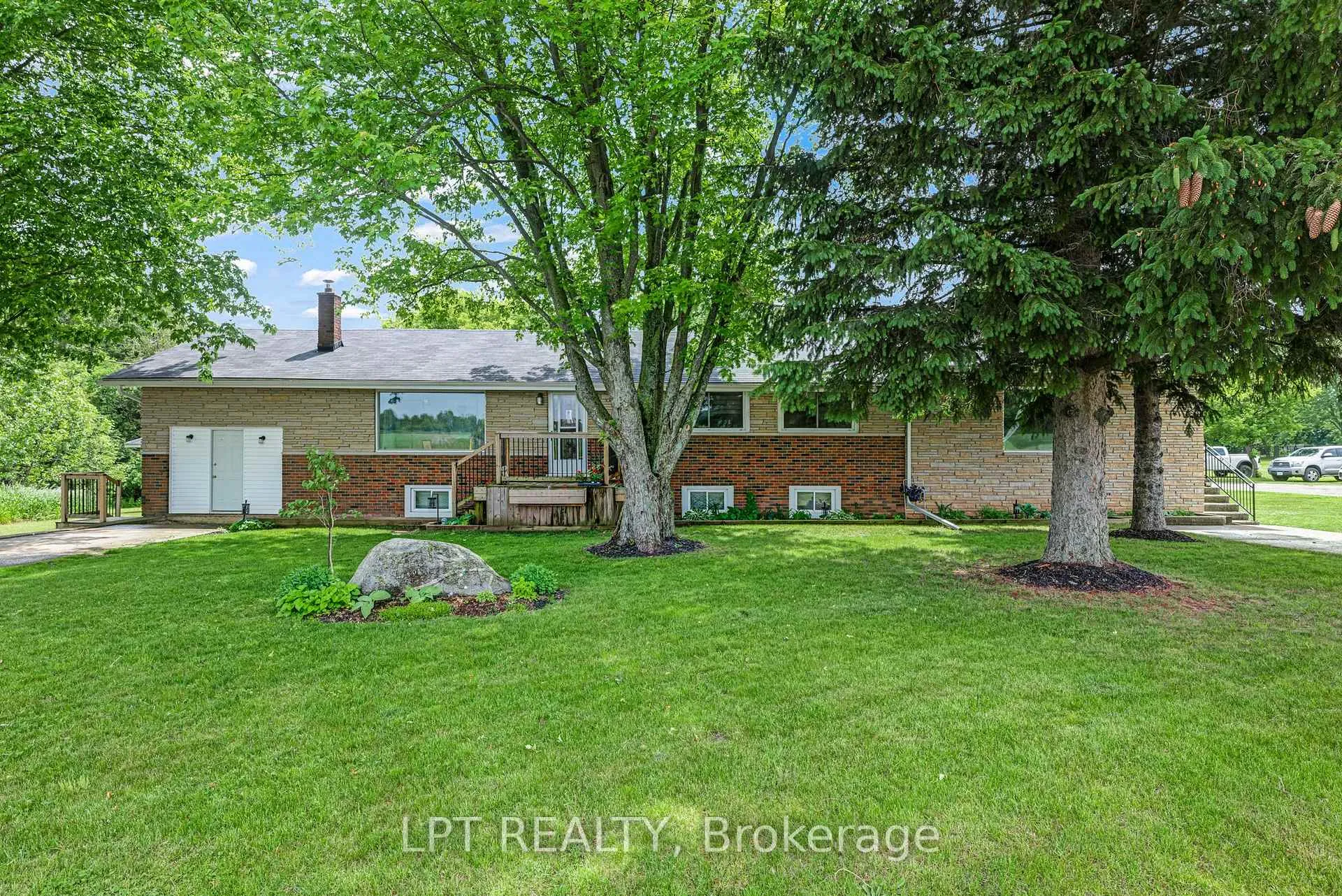 Photo 3 of 8139 Indian Trail, Guelph/Eramosa, Rural Guelph/Eramosa East — HOMEH