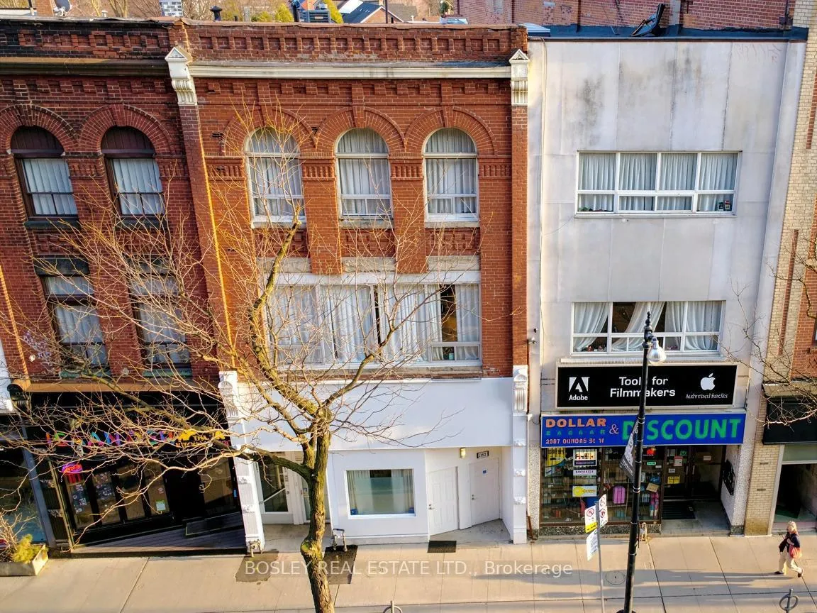Photo 2 of 2963 Dundas Street W, Toronto, Junction Area — HOMEH
