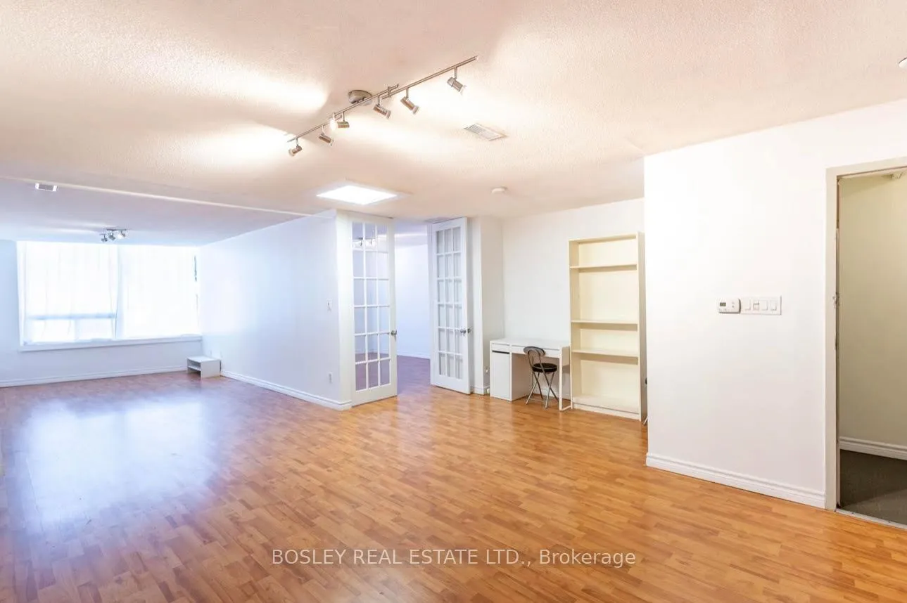 Photo 12 of 2963 Dundas Street W, Toronto, Junction Area — HOMEH