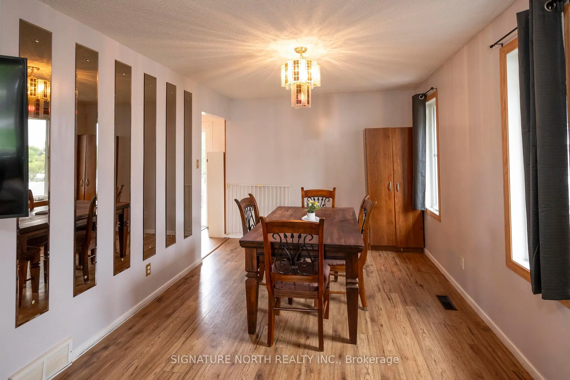 Photo 10 of 205 Linden Court, Thunder Bay, River Terrace — HOMEH