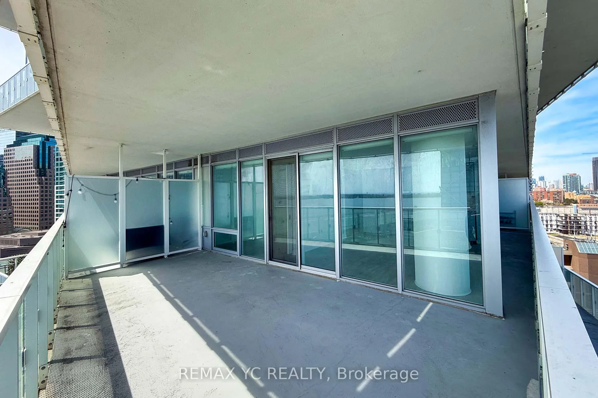 Photo 16 of Unit 1302, 15 Queens Quay E, Toronto, Waterfront Communities — HOMEH