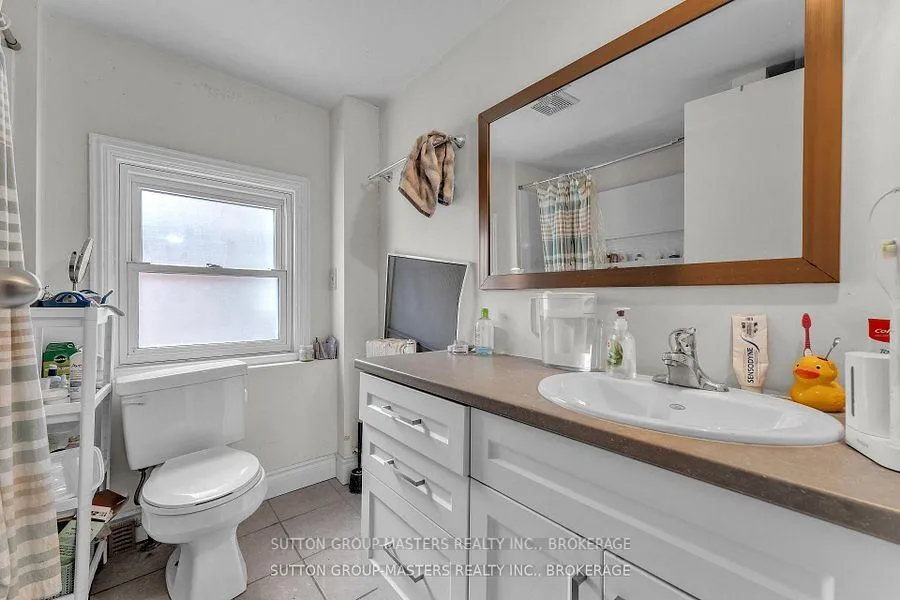 Photo 17 of 200 Bagot Street, Kingston, Central City East — HOMEH