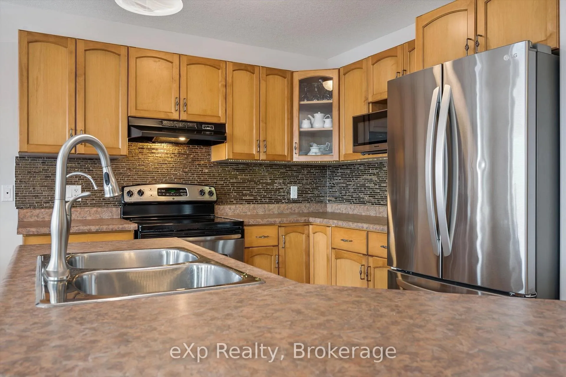 Photo 12 of 40 Hebert Street, Guelph, Grange Road — HOMEH