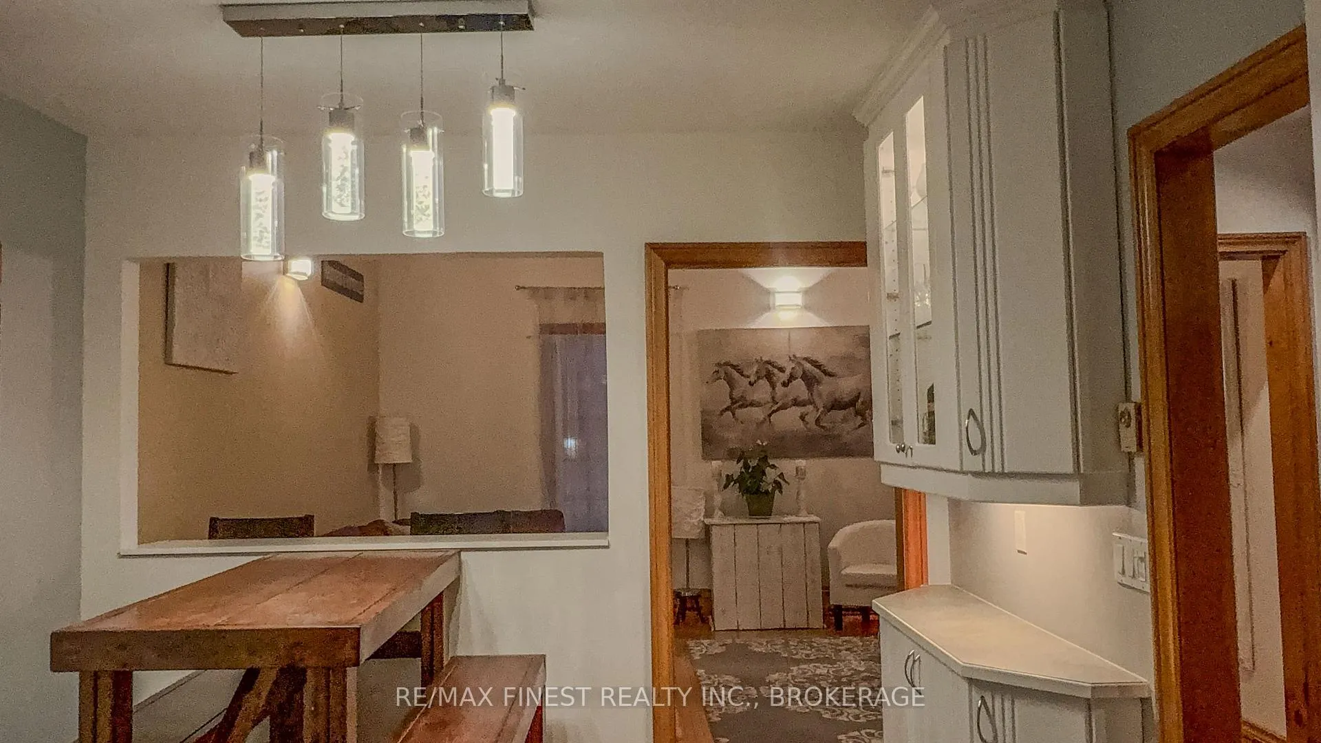 Photo 14 of 166 Queen Street, Kingston, East of Sir John A. Blvd — HOMEH