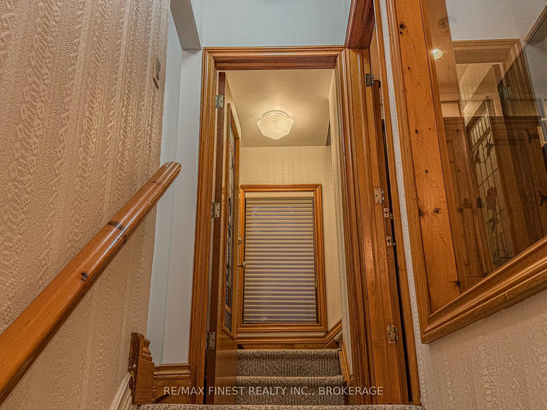 Photo 23 of 166 Queen Street, Kingston, East of Sir John A. Blvd — HOMEH