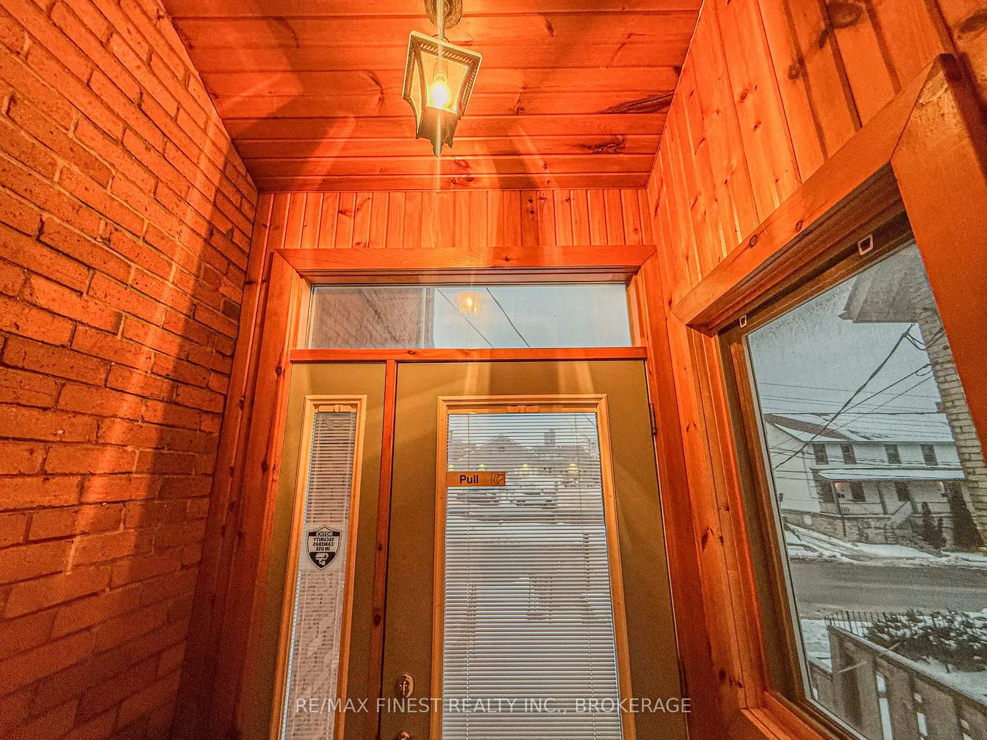Photo 33 of 166 Queen Street, Kingston, East of Sir John A. Blvd — HOMEH