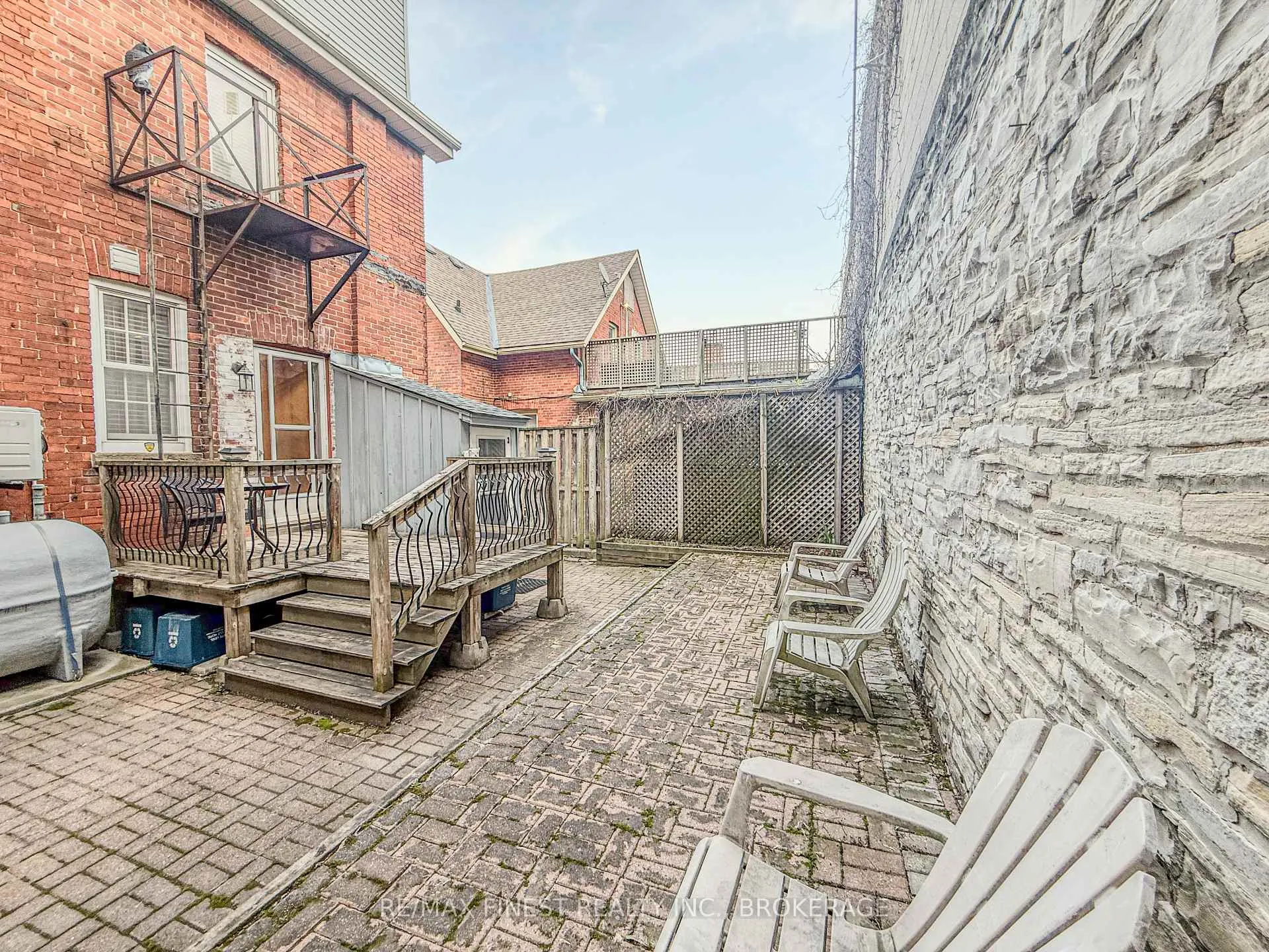 Photo 46 of 166 Queen Street, Kingston, East of Sir John A. Blvd — HOMEH