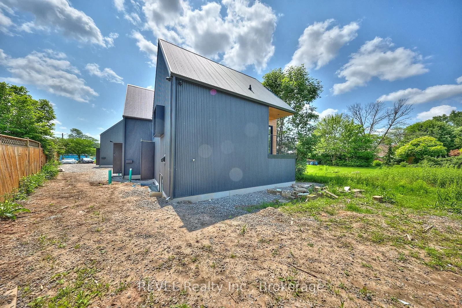 Photo 3 of Unit Unit 3, 5361 Valley Way, Niagara Falls, Cherrywood — HOMEH