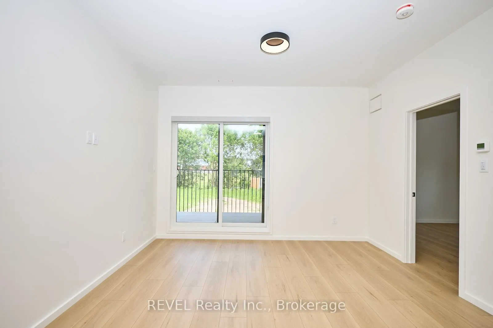 Photo 14 of Unit Unit 3, 5361 Valley Way, Niagara Falls, Cherrywood — HOMEH