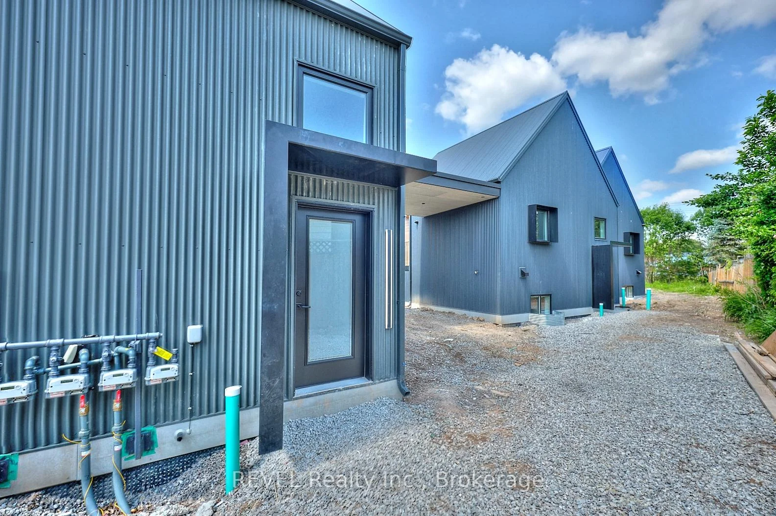 Photo 5 of Unit Unit 3, 5361 Valley Way, Niagara Falls, Cherrywood — HOMEH