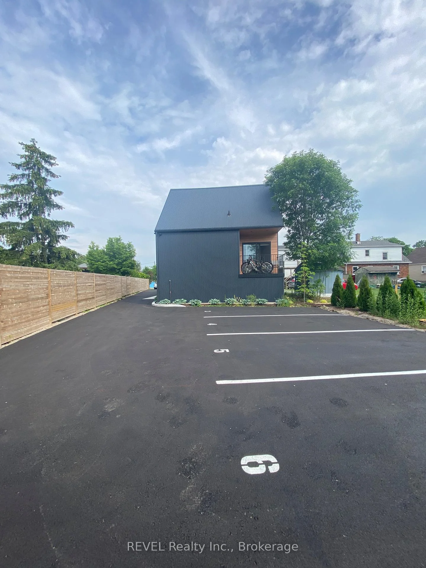 Photo 9 of Unit Unit 3, 5361 Valley Way, Niagara Falls, Cherrywood — HOMEH