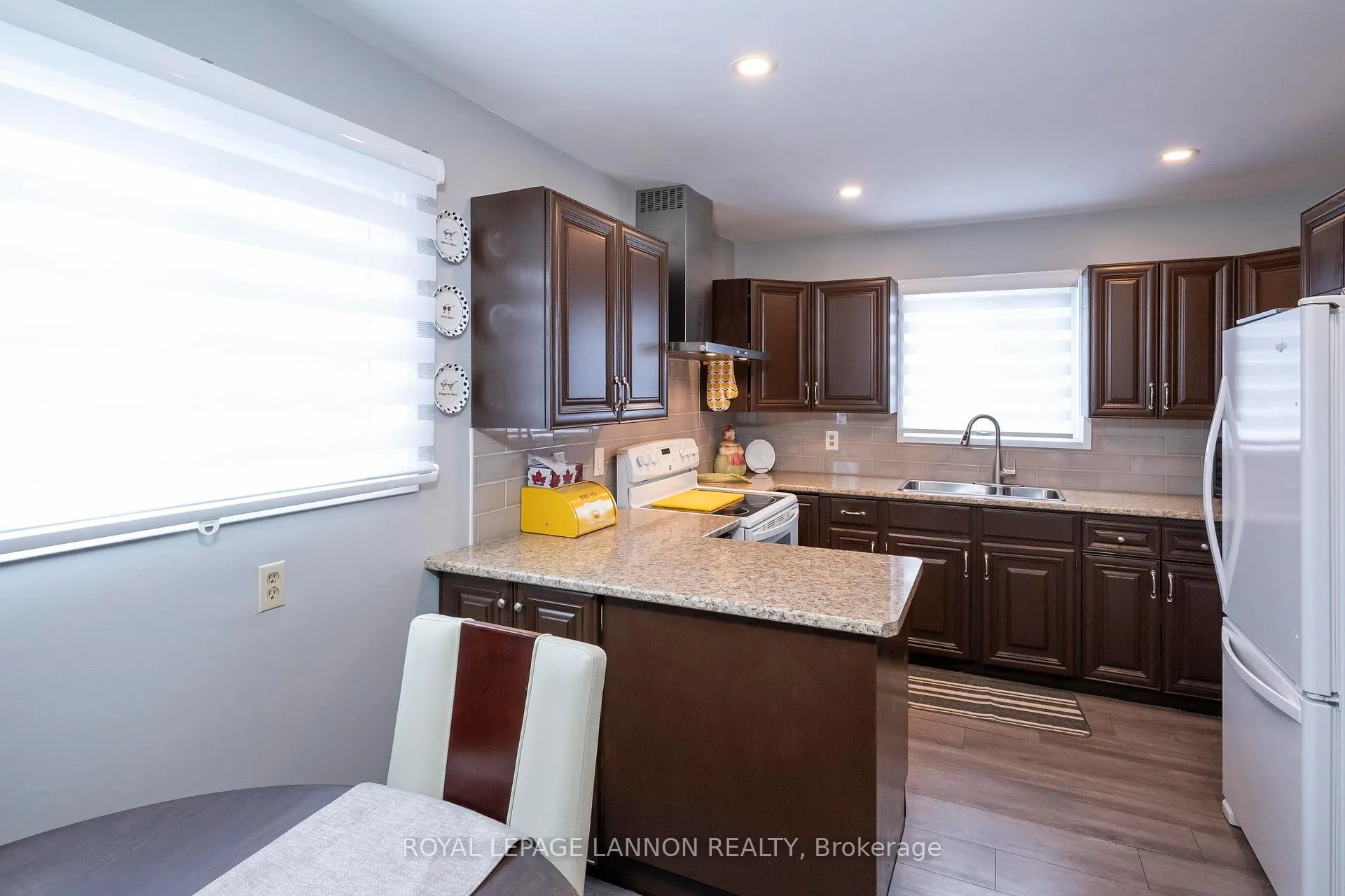 Photo 7 of 821 Michigan Avenue, Thunder Bay, Shuniah — HOMEH