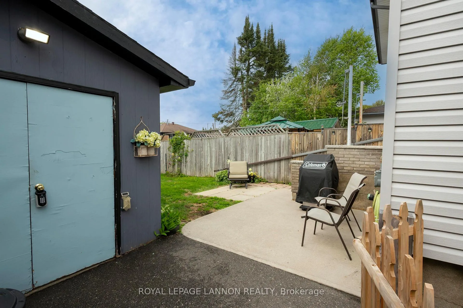Photo 38 of 821 Michigan Avenue, Thunder Bay, Shuniah — HOMEH