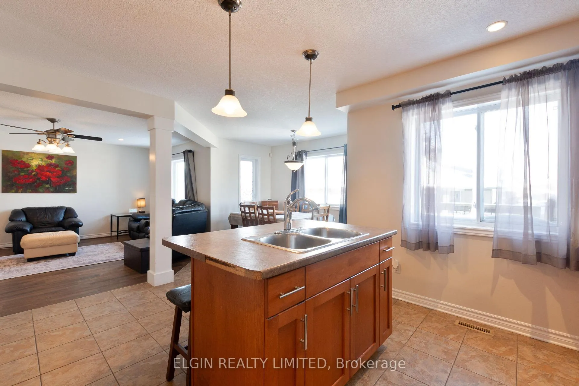 Photo 13 of 18 Peach Tree Boulevard, St. Thomas — HOMEH