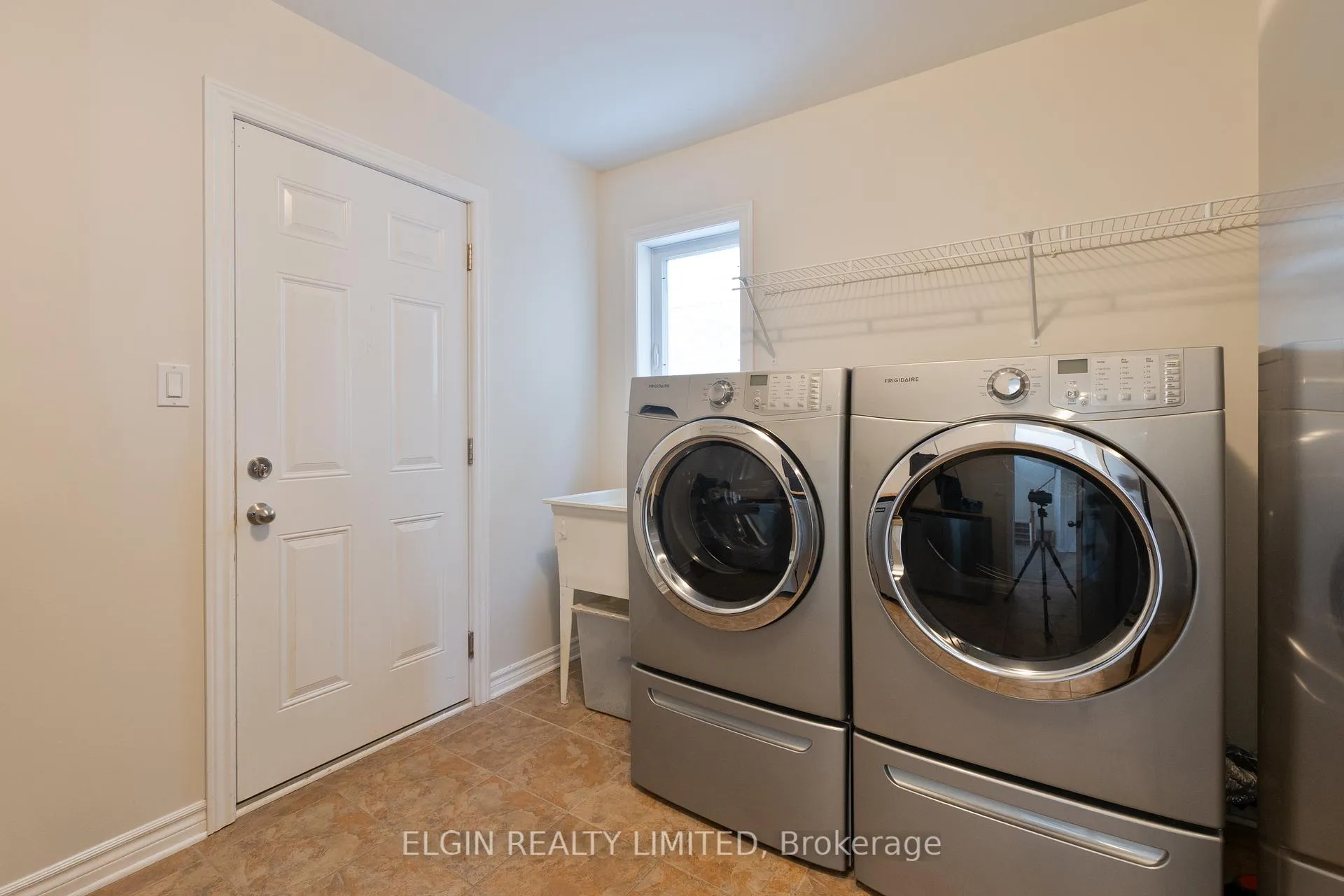 Photo 18 of 18 Peach Tree Boulevard, St. Thomas — HOMEH