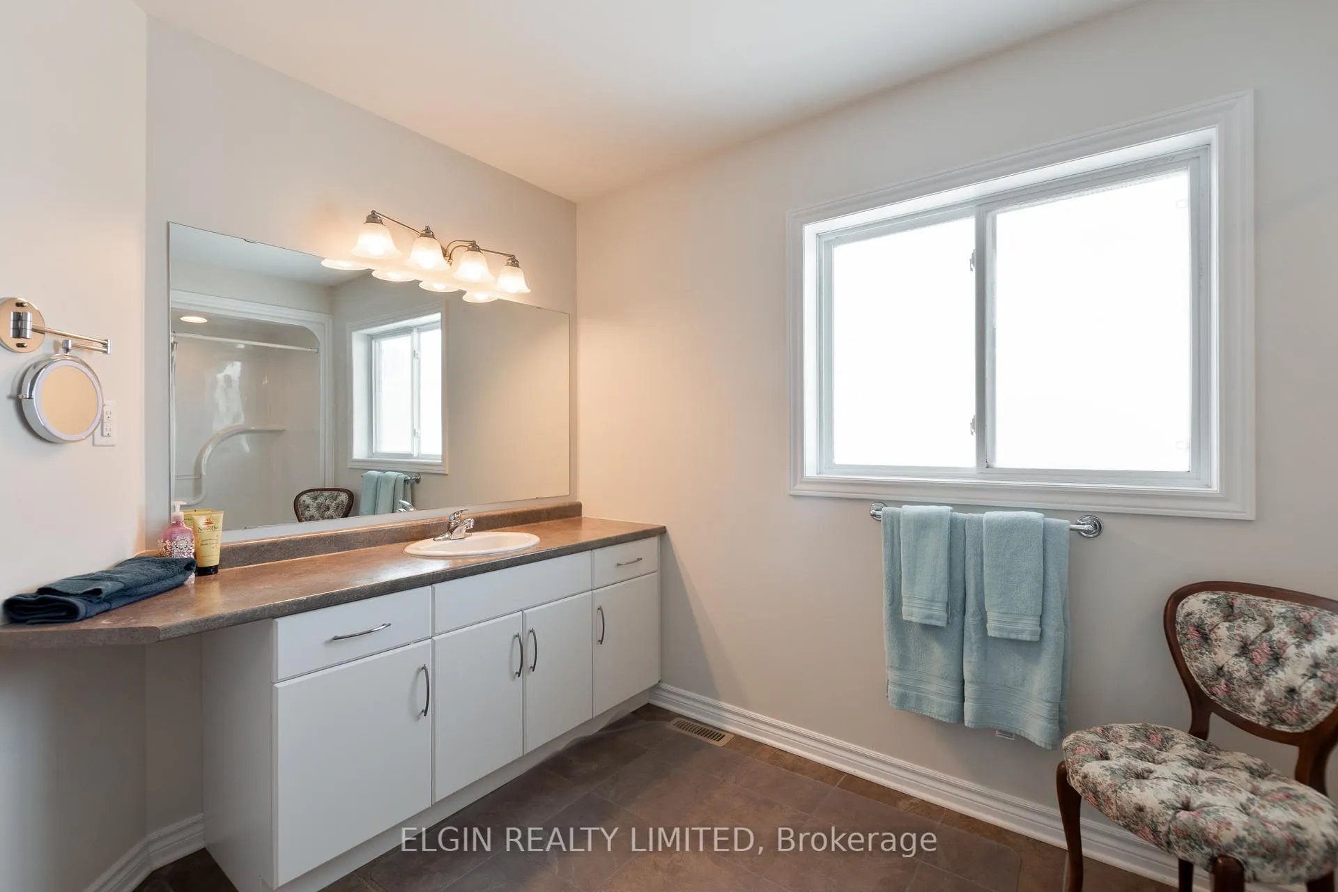 Photo 25 of 18 Peach Tree Boulevard, St. Thomas — HOMEH