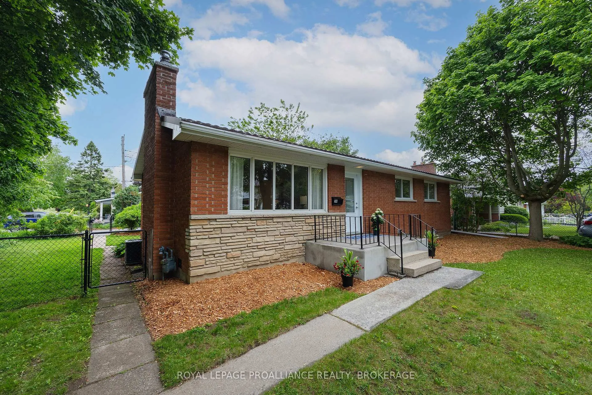 Photo 4 of 59 Metcalfe Avenue, Kingston, Central City West — HOMEH