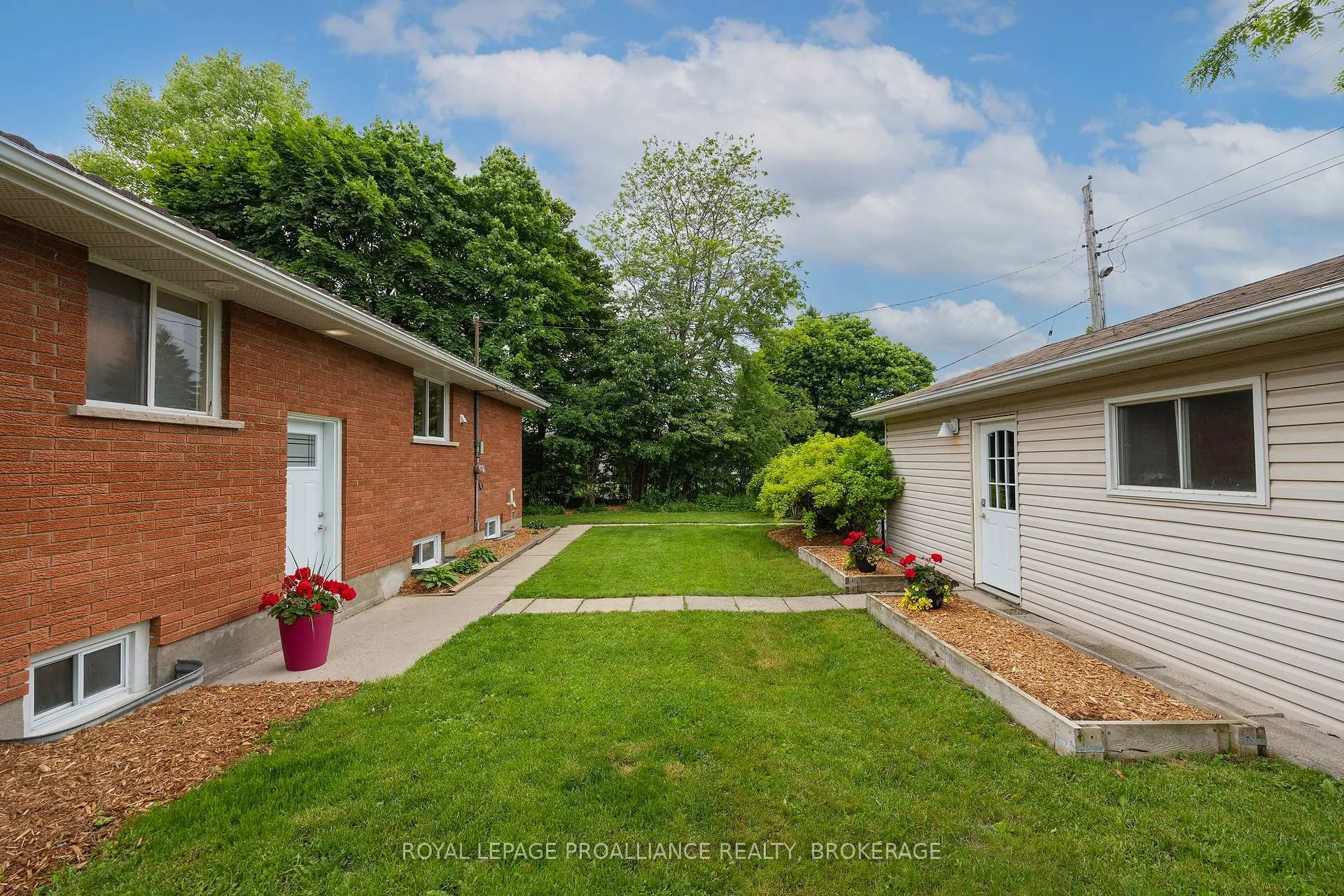 Photo 26 of 59 Metcalfe Avenue, Kingston, Central City West — HOMEH