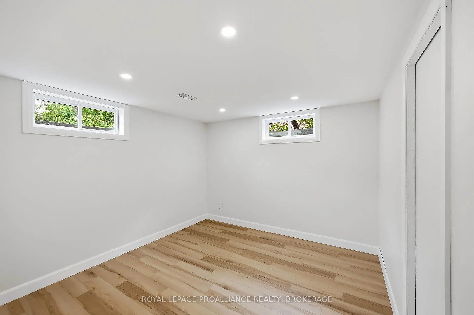 Photo 32 of 59 Metcalfe Avenue, Kingston, Central City West — HOMEH