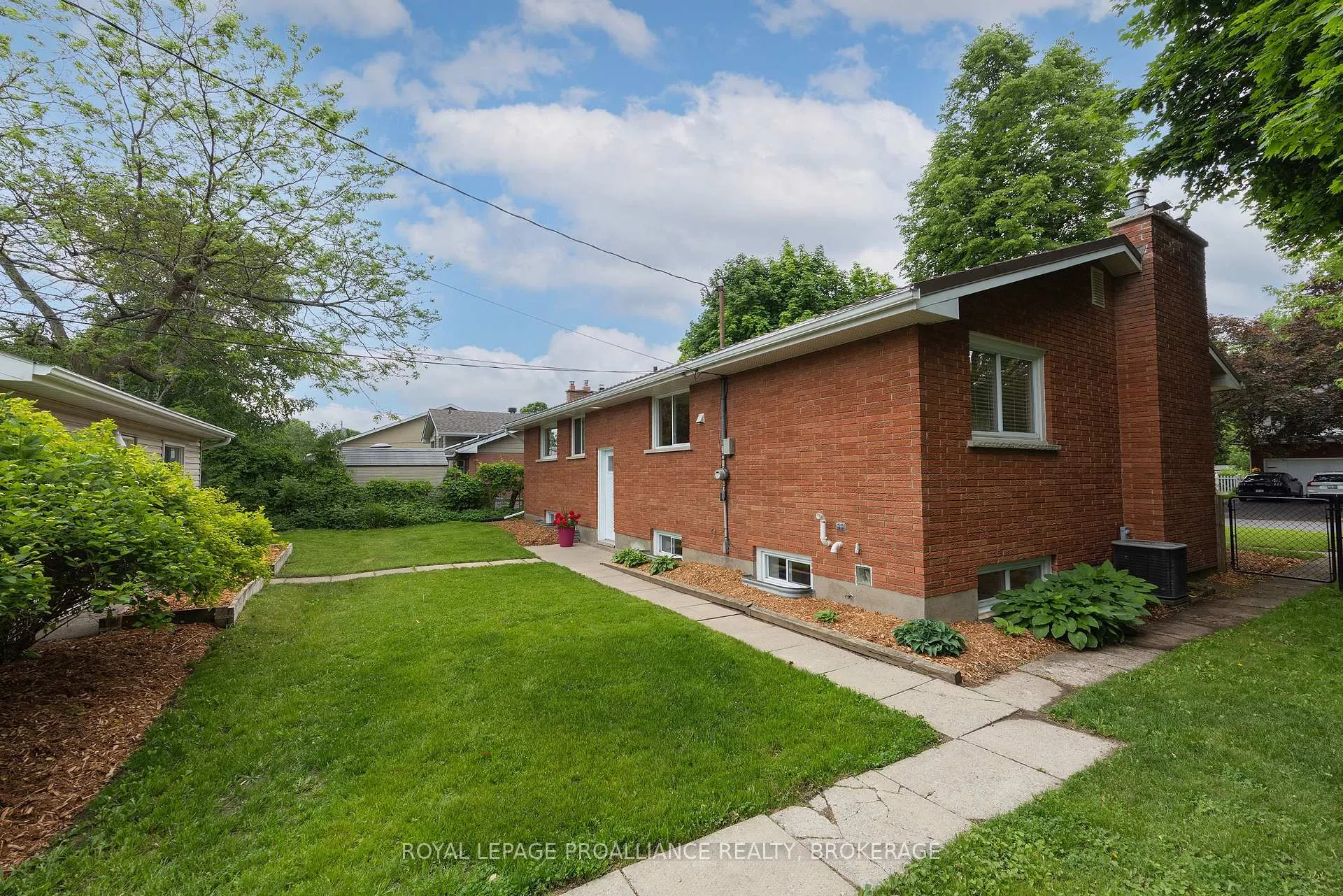 Photo 34 of 59 Metcalfe Avenue, Kingston, Central City West — HOMEH