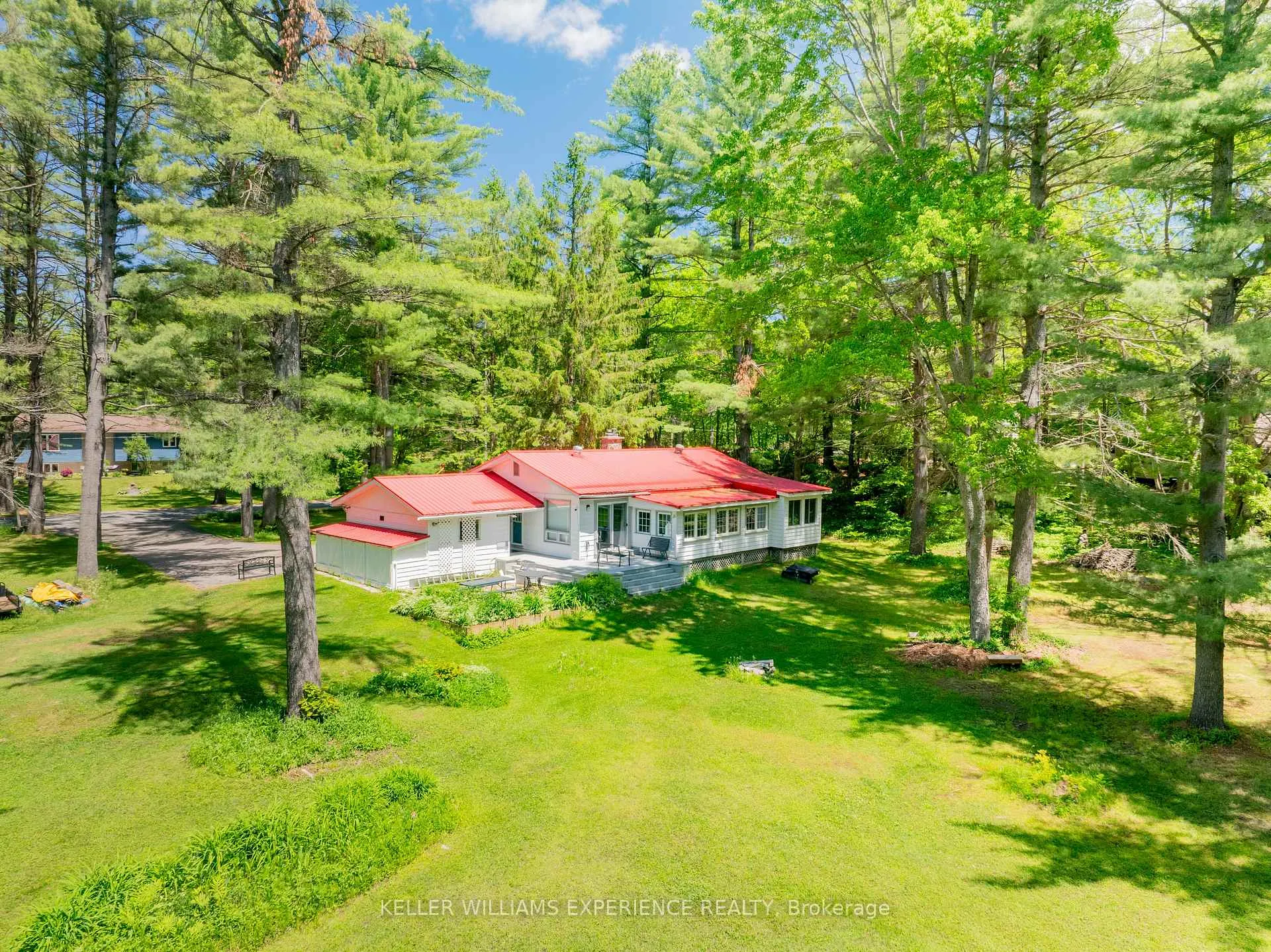 Photo 3 of 1060 Kahshe Lake Road, Gravenhurst, Morrison — HOMEH
