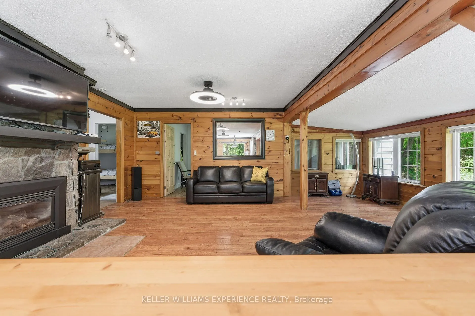 Photo 16 of 1060 Kahshe Lake Road, Gravenhurst, Morrison — HOMEH