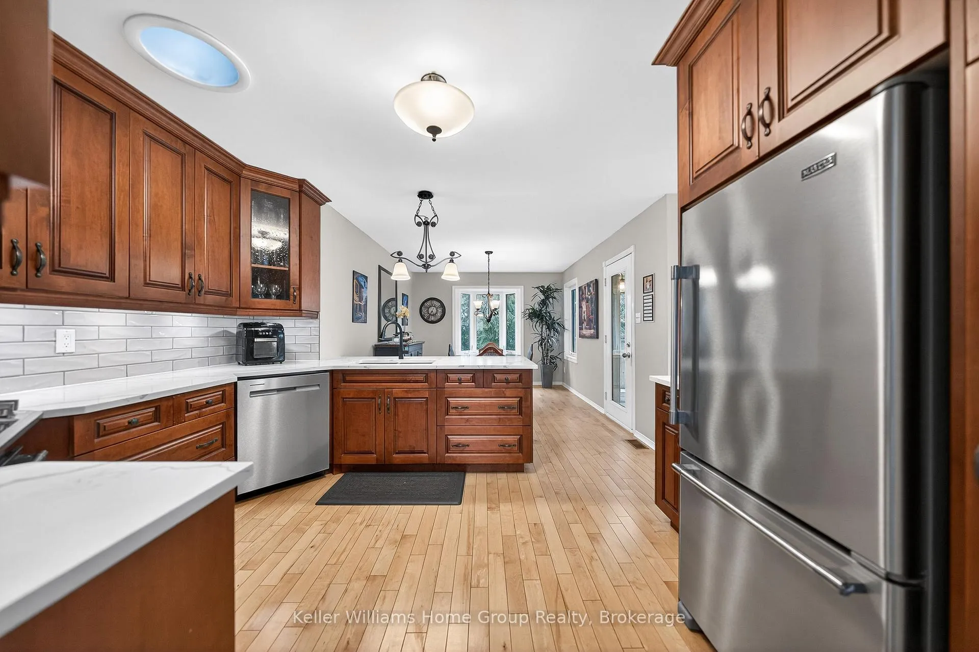 Photo 10 of 599 Harvey Street, Centre Wellington, Fergus — HOMEH