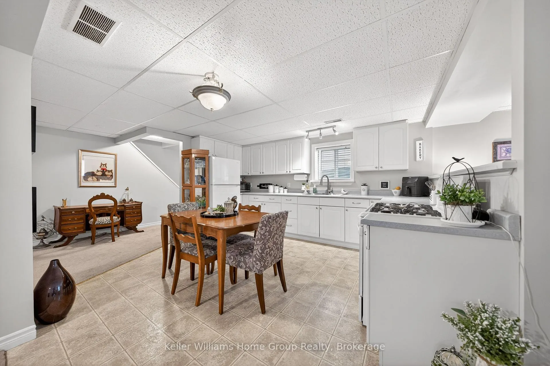 Photo 26 of 599 Harvey Street, Centre Wellington, Fergus — HOMEH