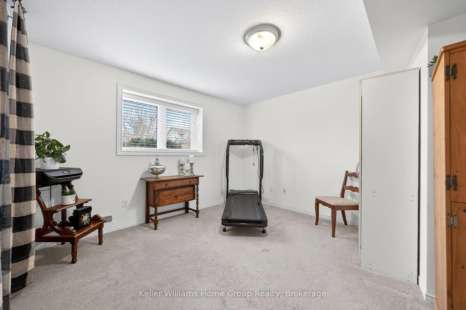 Photo 35 of 599 Harvey Street, Centre Wellington, Fergus — HOMEH