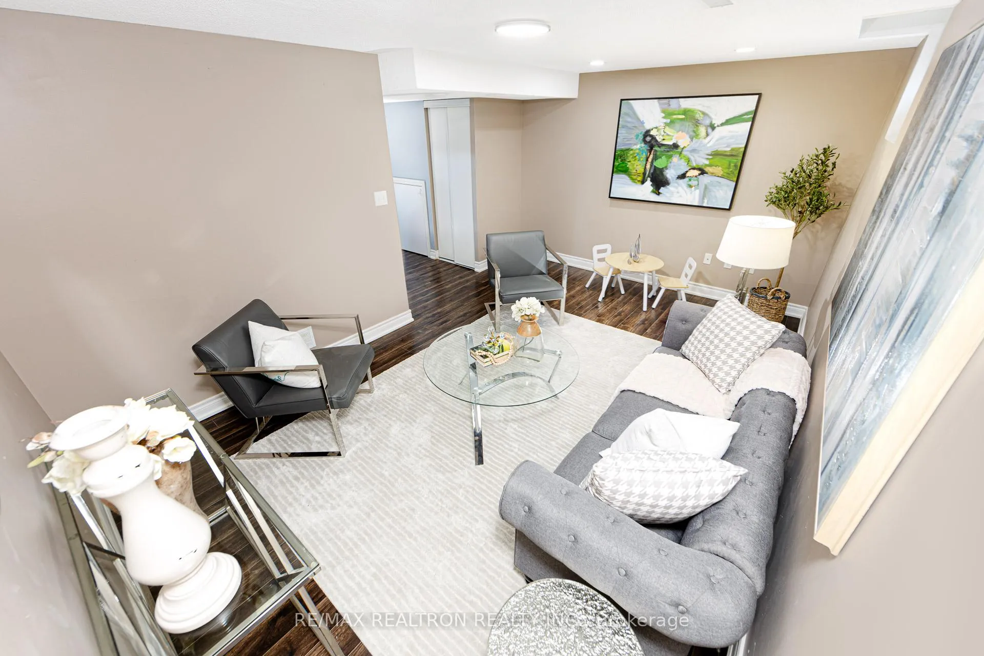 Photo 19 of 141 Laird Drive, Markham, Middlefield — HOMEH