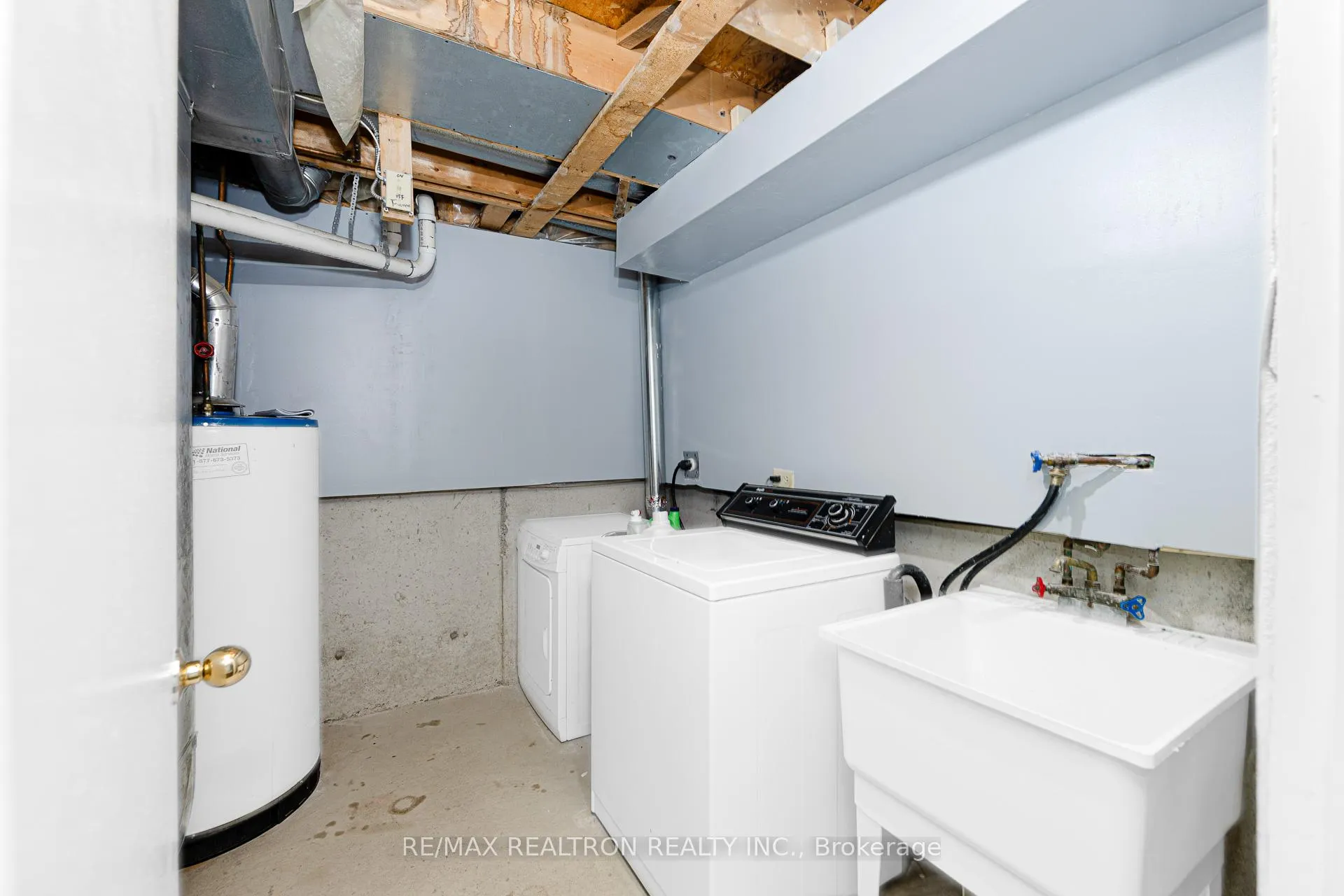 Photo 22 of 141 Laird Drive, Markham, Middlefield — HOMEH