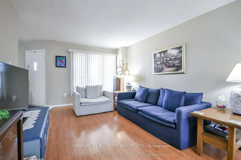 Photo 7 of 62 Loon Avenue, Barrie, Painswick South — HOMEH