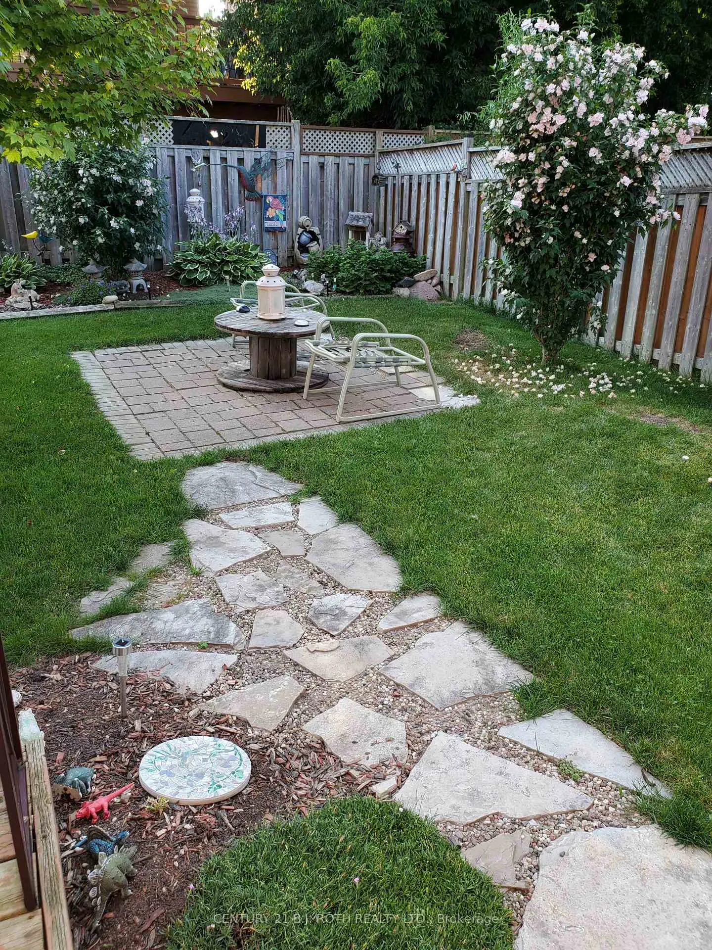 Photo 37 of 62 Loon Avenue, Barrie, Painswick South — HOMEH