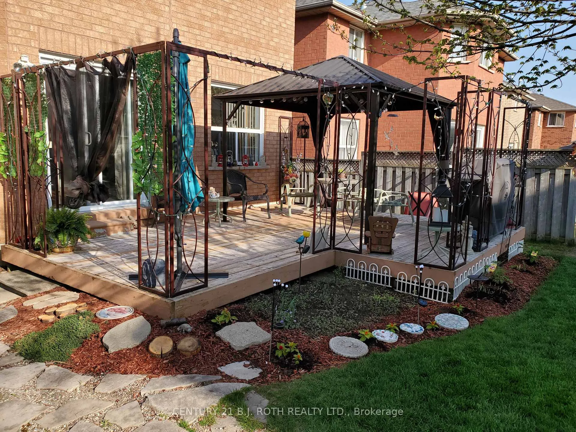 Photo 44 of 62 Loon Avenue, Barrie, Painswick South — HOMEH
