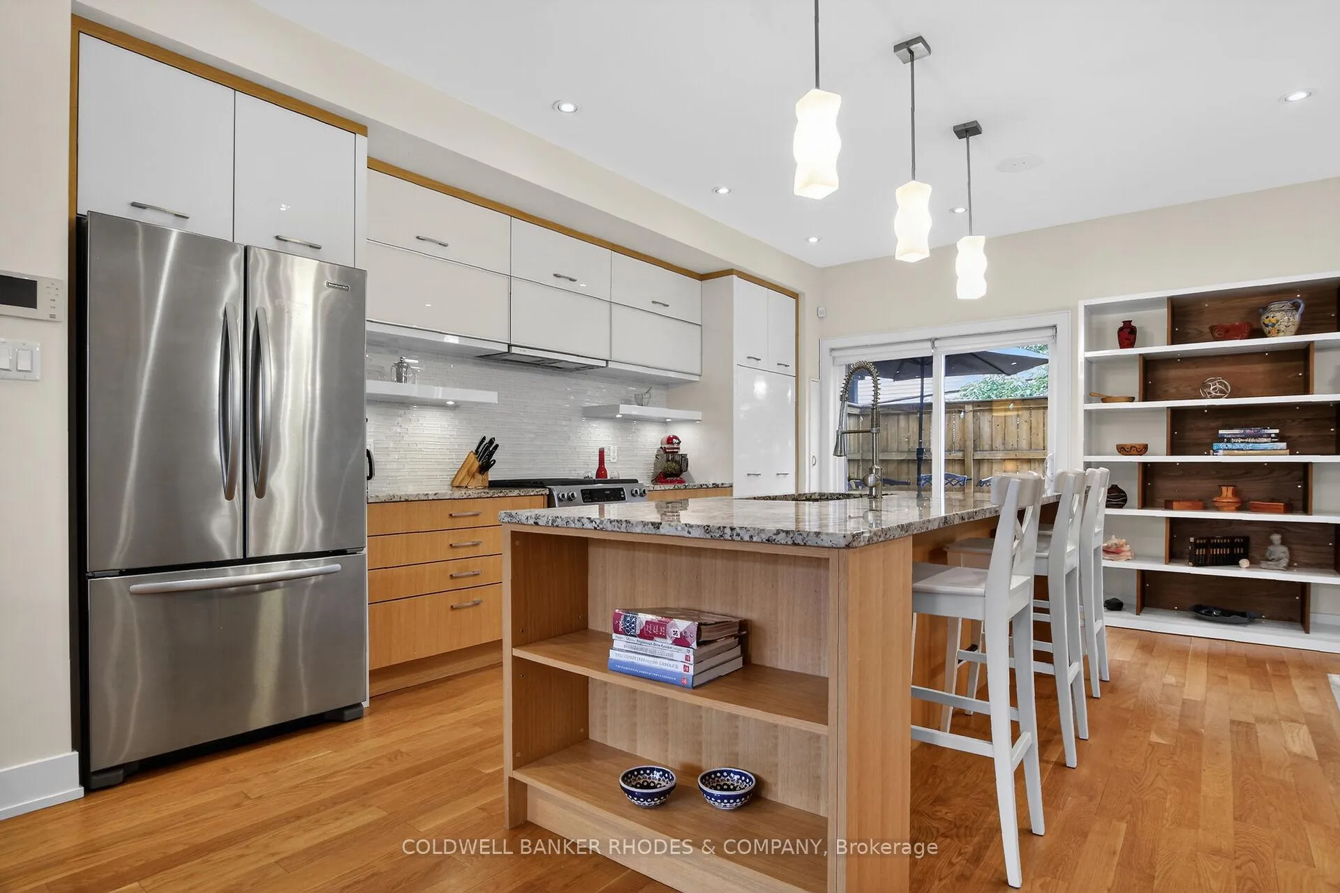 Photo 9 of 368A Berkley Avenue, Ottawa, Westboro West — HOMEH